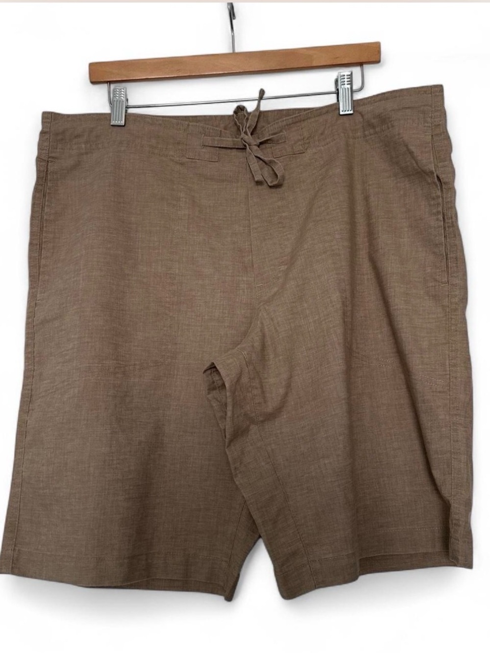 Prana Men's Drawstring Hemp Tan shorts
Sz Large EUC - Picture 2 of 6